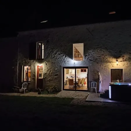 Soleil En Terre De Brie Avec Proche Coulommiers Holiday home *